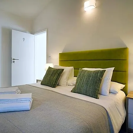 Comfy 4*