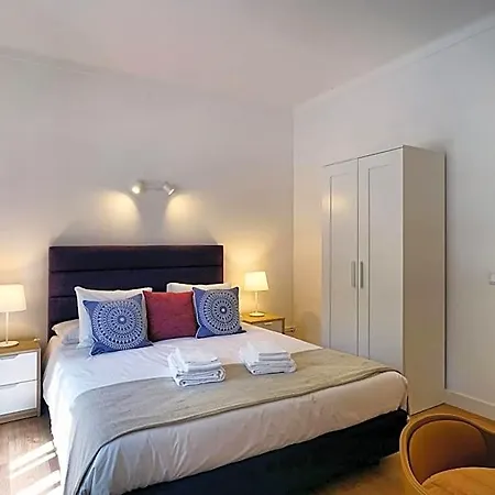 Comfy Bed and Breakfast Σίντρα
