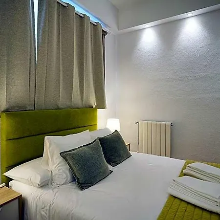 Comfy Bed and Breakfast 4*